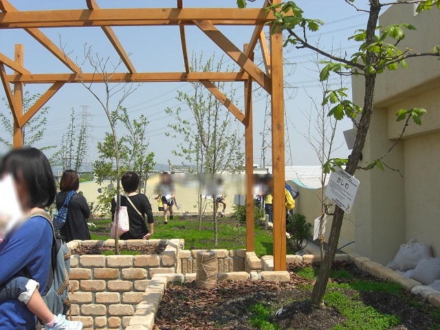 8 屋上庭園（きれい家レオンOlive+ eco-project）